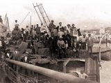 Genova 1910 partenza per l’America del Nord di una nave carica di emigranti italiani